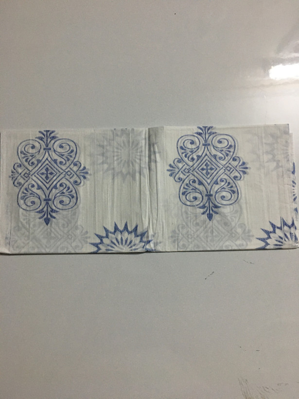 سفره یکبار مصرف کیلویی ضخیم قطعه شده اقتصادی - وزن ۱۰۰۰ گرم (ارسال فوری)